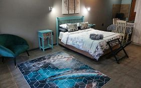 Wisteria Lane Guesthouse